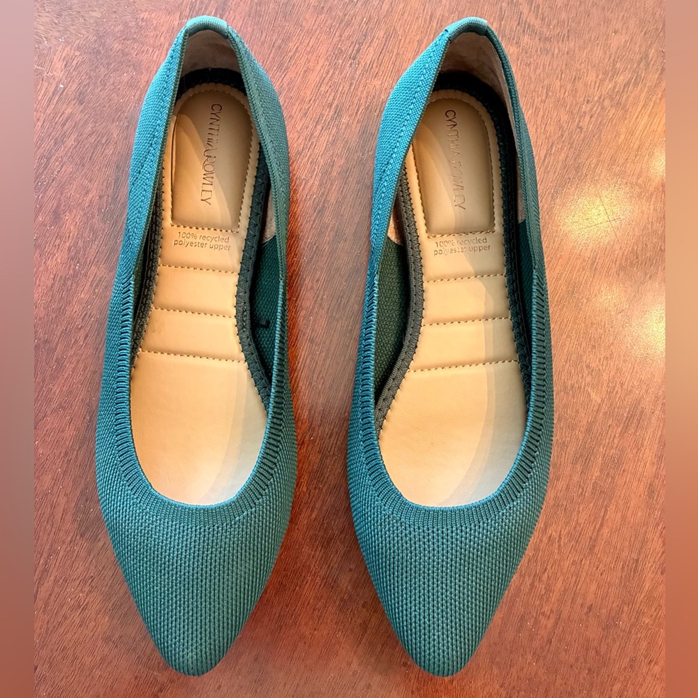 Cynthia Rowley Green Knit Pointed Toe Flats Size 6.5